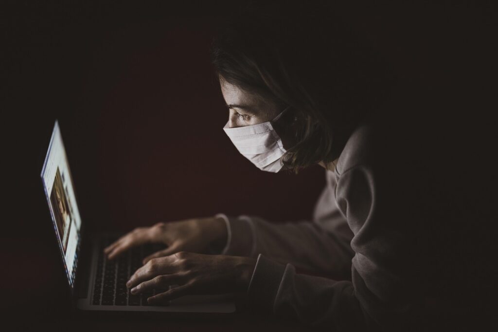 性感染症陽性後のフォローはどのように行うべきですか？
