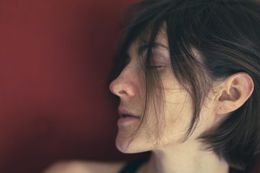 睡眠の不安を生理前に相談できる女医はどこにいる？