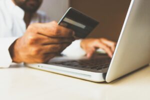ピルをオンラインで購入する際の支払い方法は？