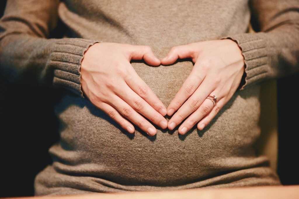 妊娠に関する不安を解消するためのオンライン相談サービスは？